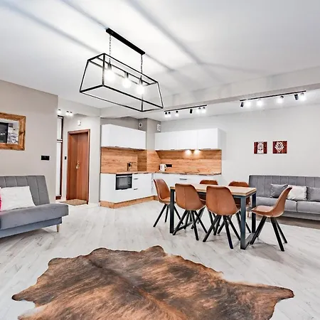 Apartserwis - Kaprys Apartment *